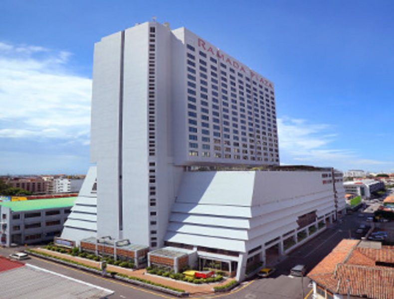 מלון Ramada Plaza By Wyndham Melaka מראה חיצוני תמונה